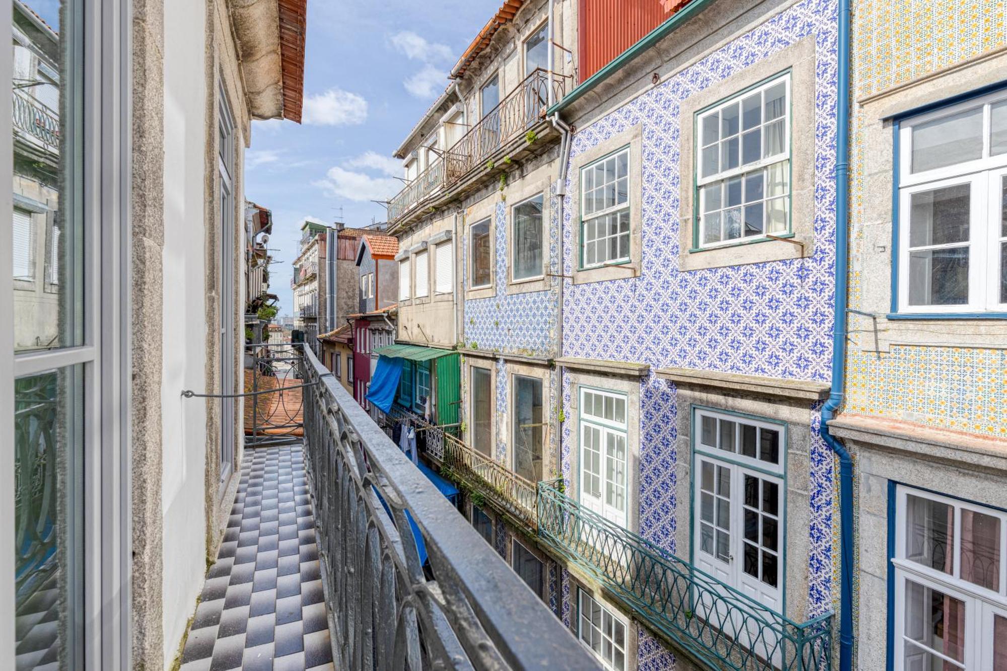 Apartament Oporto Guest Casa Dos Clerigos Zewnętrze zdjęcie